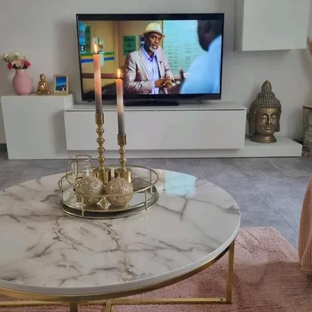 Zentral Gelegene 2-zkb-wohnung Vorstadt *