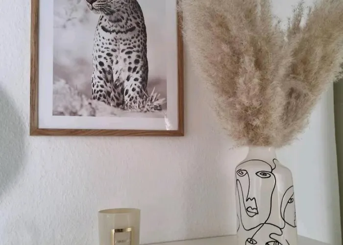 Zentral Gelegene 2-zkb-wohnung Vorstadt * Кобленц